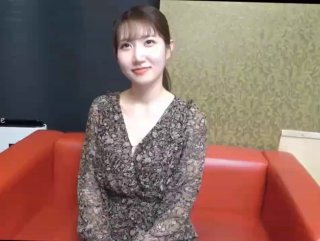 《台湾情侣泄密》身材样貌超级赞的美女和男友打炮视频流出